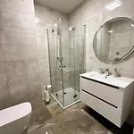 Apartment Justinrent Palatium 12 *