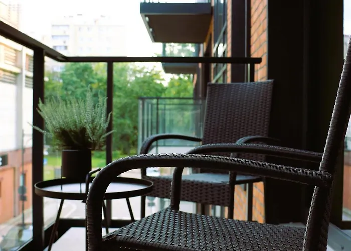 Justinrent Palatium 12 *